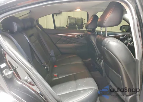 2015 Infiniti Q50 Base z USA, uszkodzony, nr VIN JN1BV7AP4FM352470